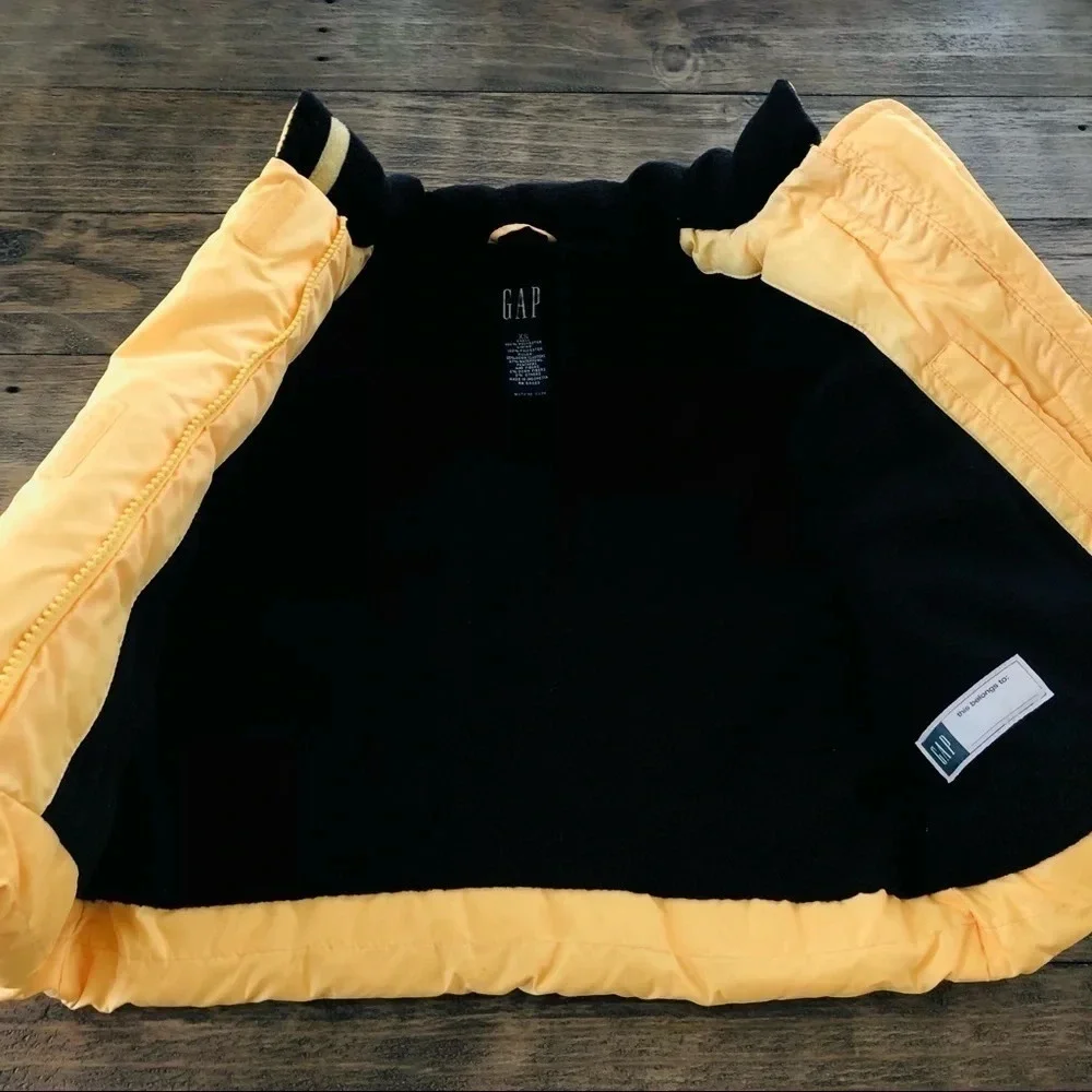 Vintage Gap Kids Yellow‎ Puffer Vest Jacket unisex